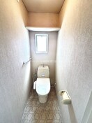 ※写真は201号室のものです。（参考） ハイツサンフローレ