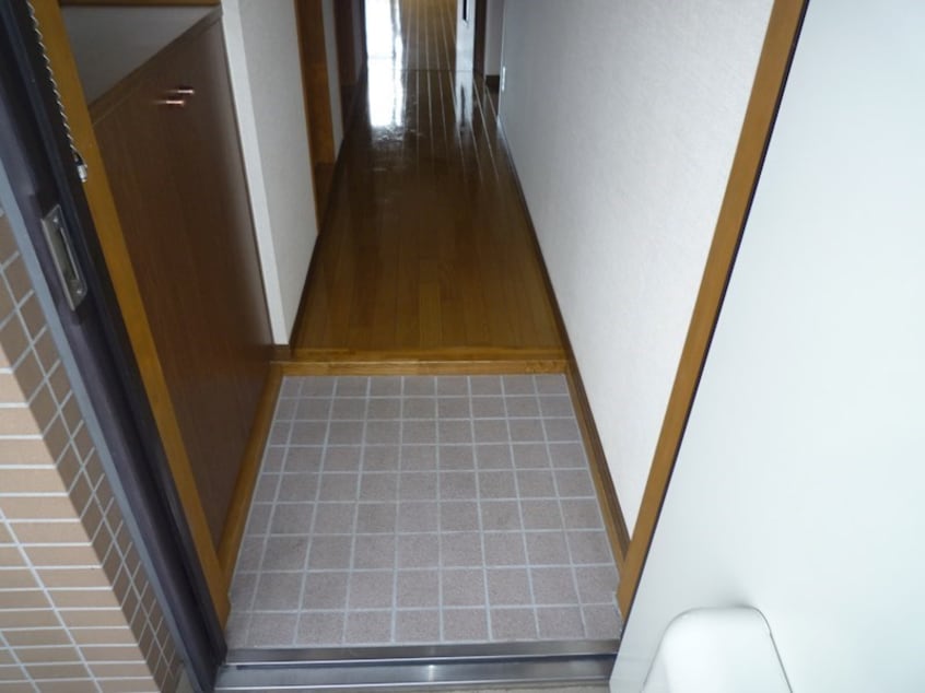 写真は403号室です 信越本線/安茂里駅 徒歩9分 1階 築29年