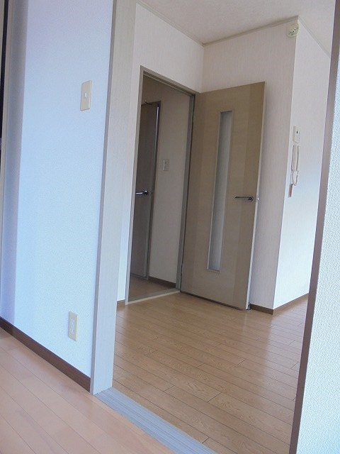 写真は102号室です（参考） エスポワール小池A棟