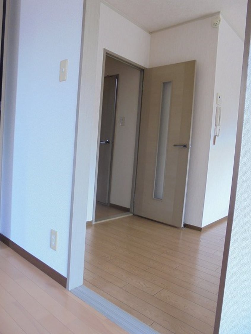 写真は102号室です（参考） エスポワール小池A棟