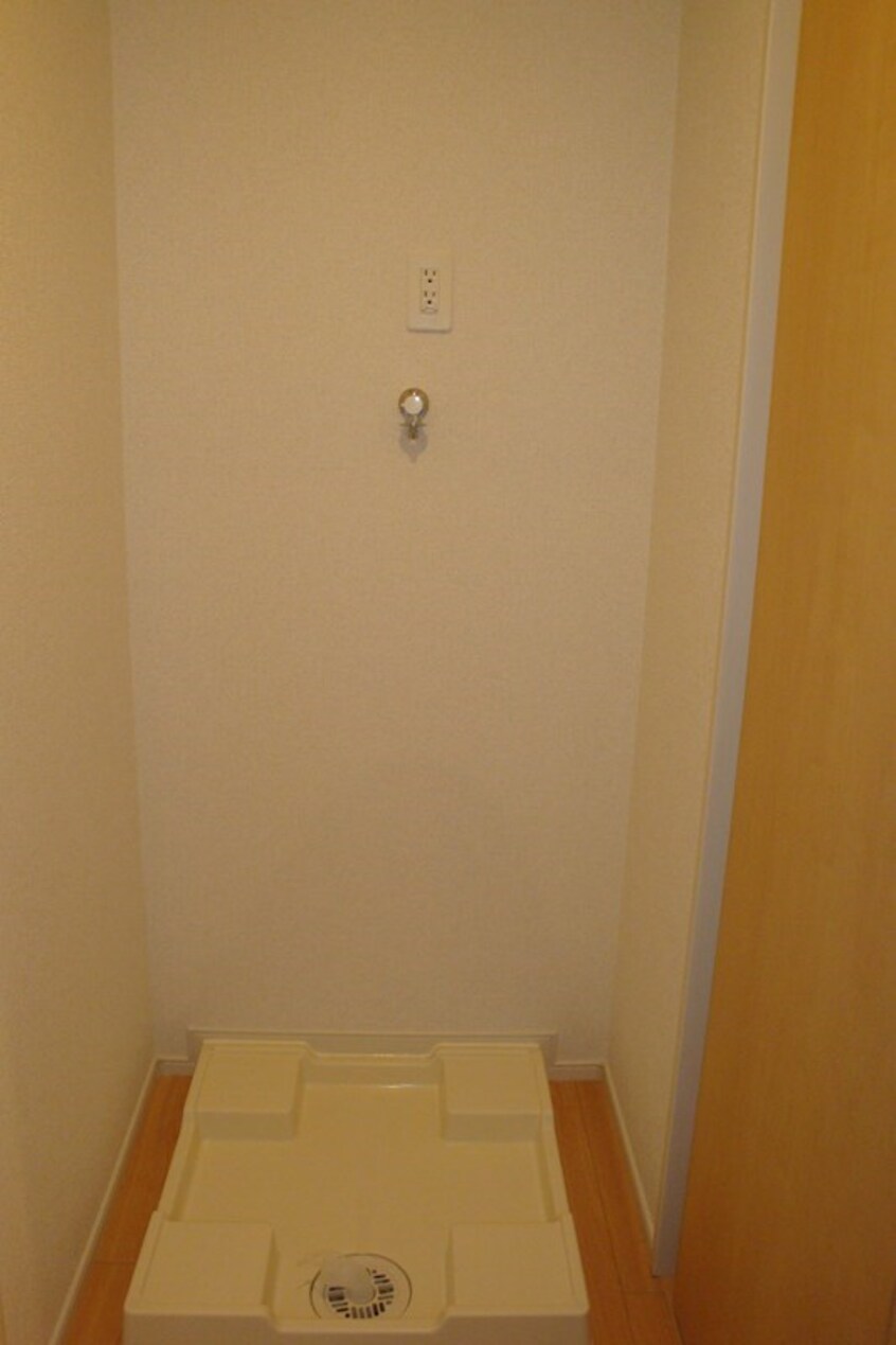 ※写真は別部屋のものです。（参考） クオーレ