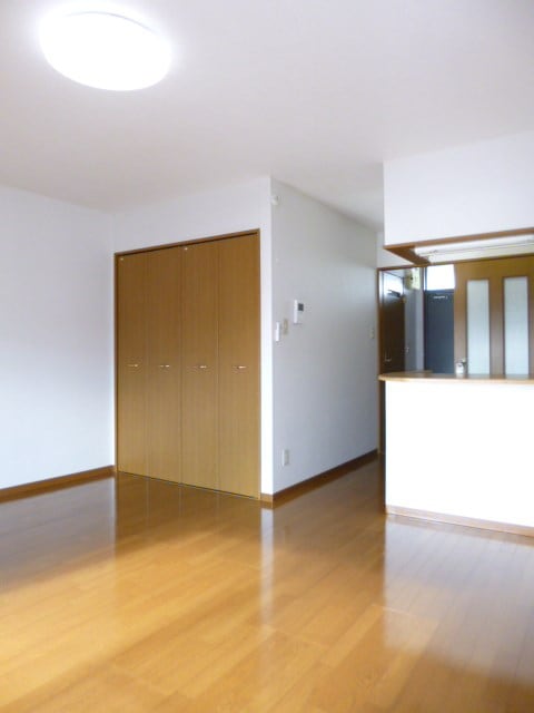 ※写真は203号室です。ご参考下さい。 信越本線/長野駅 徒歩17分 3階 築22年