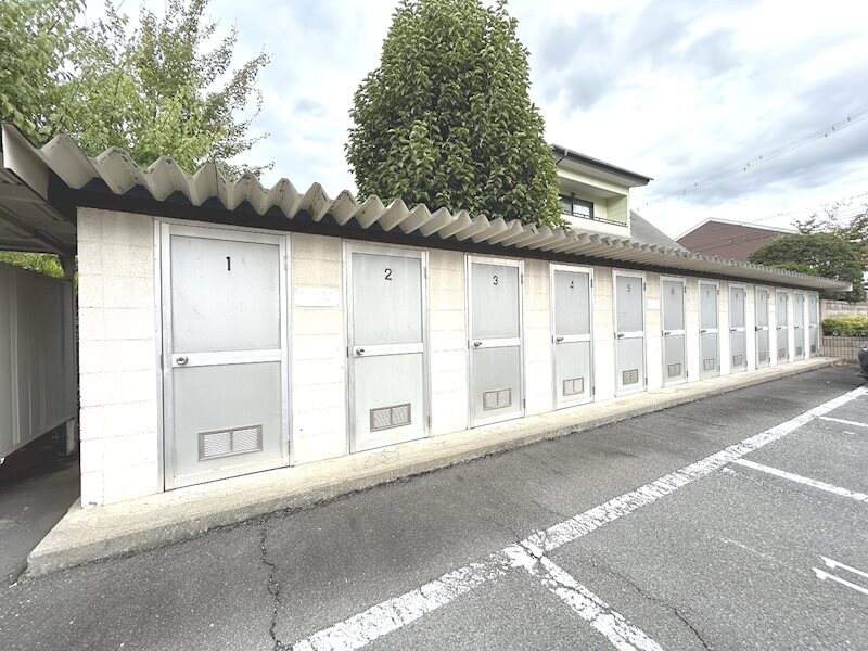  アパルトマン上松