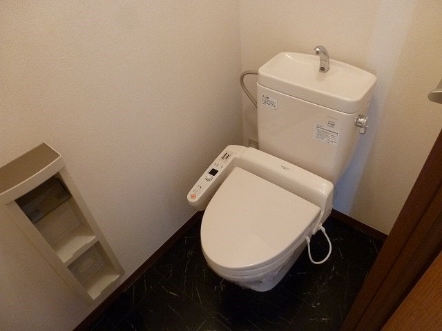 写真は101号室です（参考） バリュージュ田中IIＢ棟