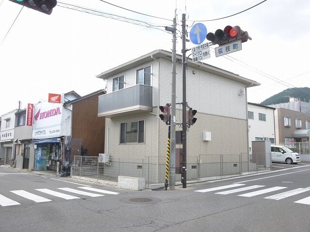  長野電鉄長野線/善光寺下駅 徒歩11分 1-2階 築11年