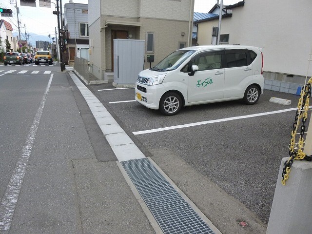  長野電鉄長野線/善光寺下駅 徒歩11分 1-2階 築11年