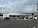 ﾌｧﾐﾘｰﾏｰﾄ 長野中越一丁目店(コンビニ)まで136m ベラ・ルーチェ