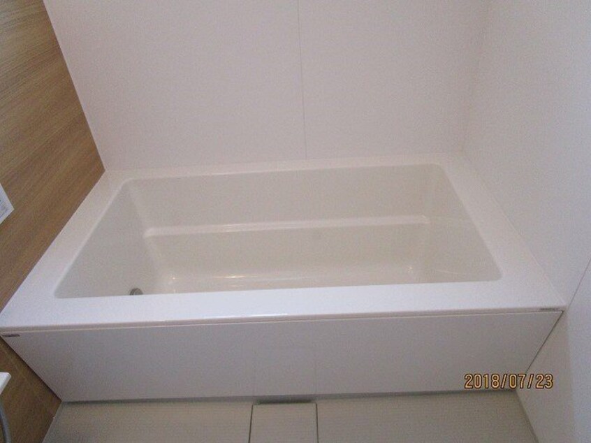 画像は105号室 ベラ・ルーチェ