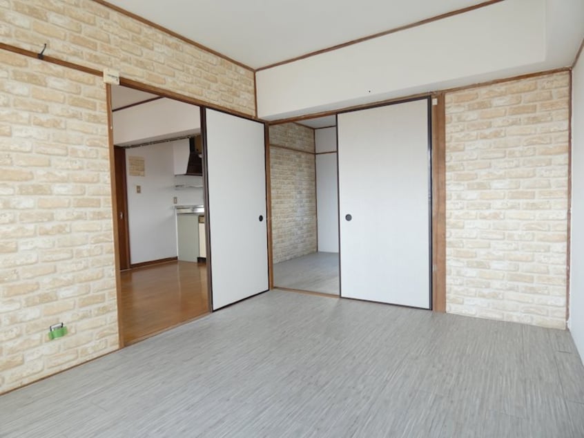 ※写真は別号室です（参考） ヒルトップ長野4号棟