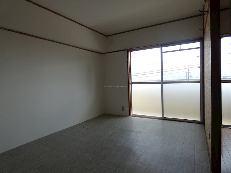 ※写真は別号室です（参考） ヒルトップ長野4号棟