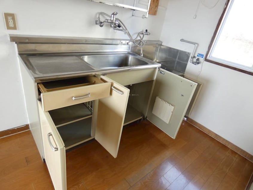 ※写真は別号室です（参考） ヒルトップ長野4号棟