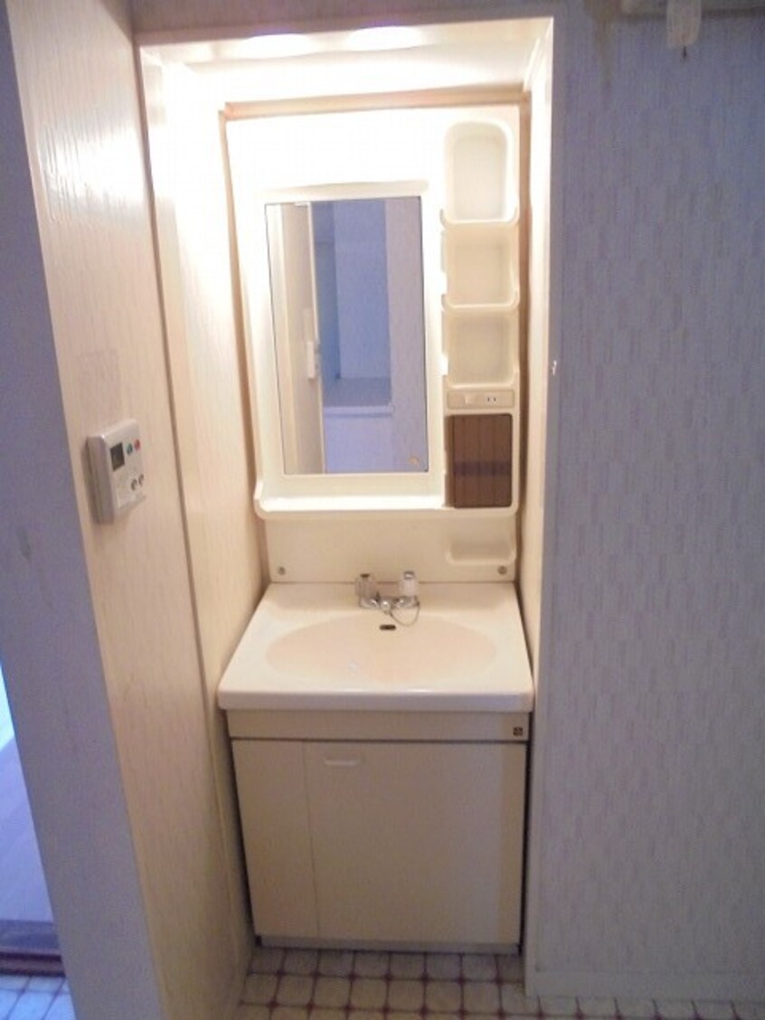 写真は202号室です（参考） 徳間コーポ