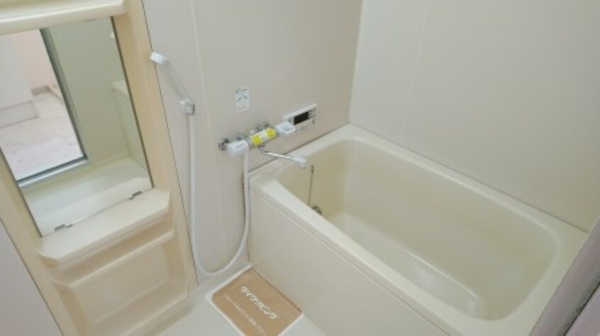 写真は202号室です（参考） セジュール本堂Ａ