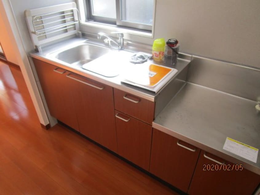 写真は101号室です（参考） ラフィネ倉澤Ａ棟