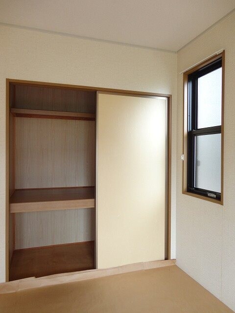  ロイヤル・ウイングB