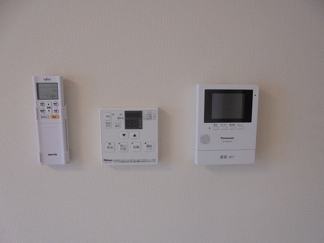 写真は101号室です（参考） ウイング・コート