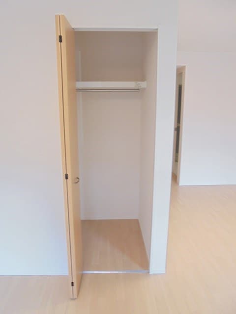 写真は101号室です（参考） ウイング・コート