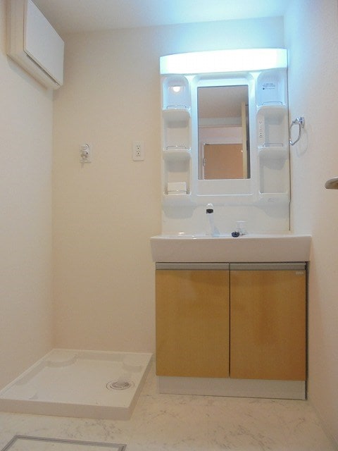 写真は101号室です（参考） ウイング・コート