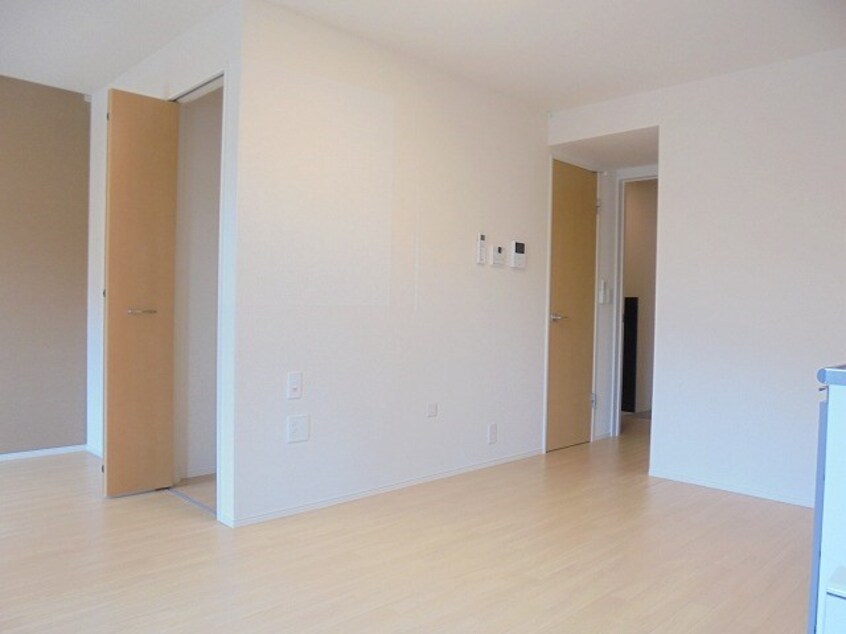 写真は101号室です（参考） ウイング・コート