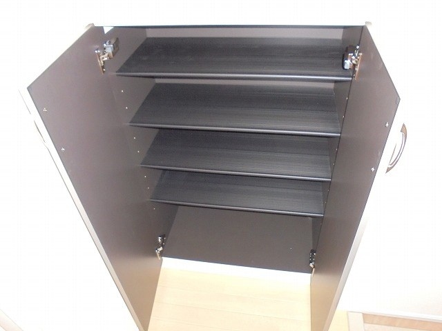 写真は101号室です（参考） ウイング・コート