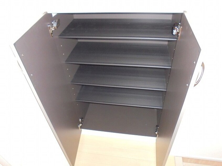 写真は101号室です（参考） ウイング・コート