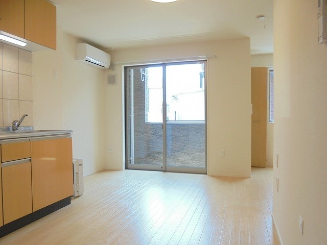 写真は101号室です（参考） ウイング・コート