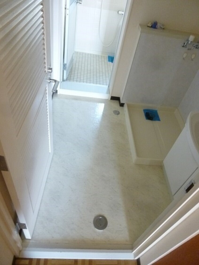  ブランサンク三輪