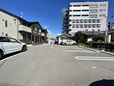  信越本線/長野駅 徒歩16分 1階 築4年