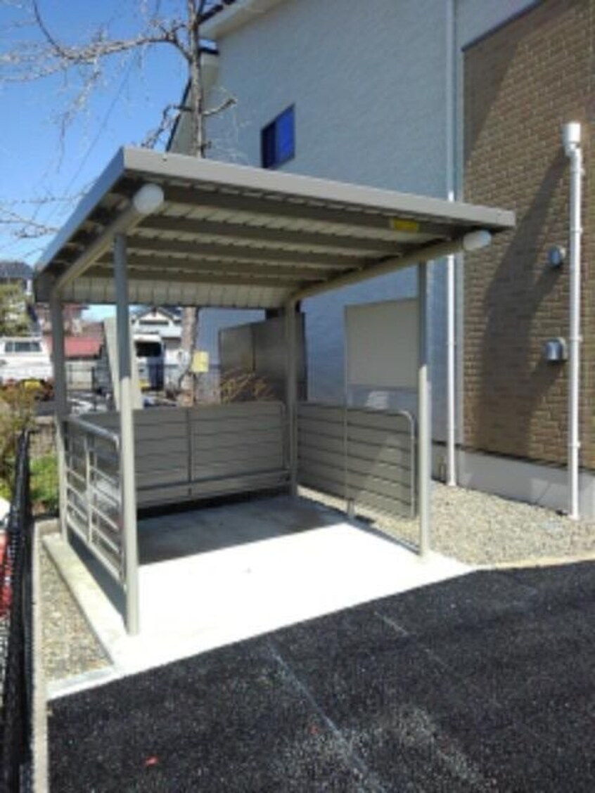  メゾンドリエールＡ