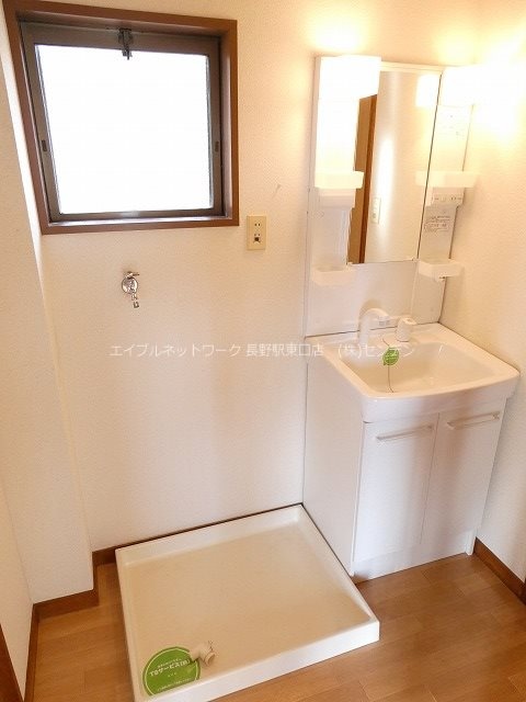  サンハイツ西条