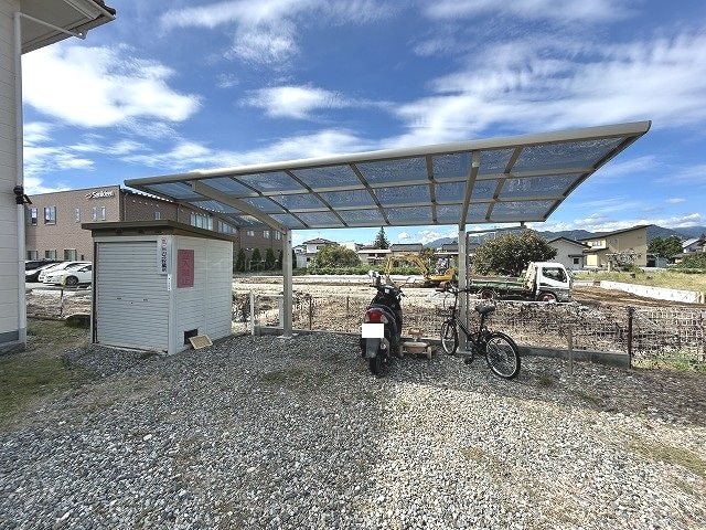  プラザやまざき２