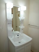 写真は102号室です セジュール城北