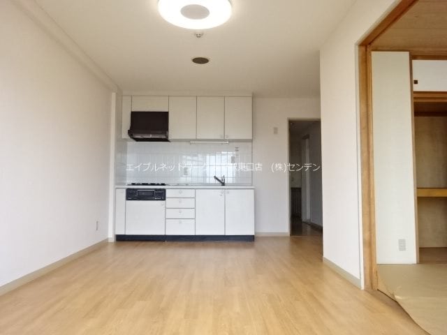 ※写真は別部屋のものです。（参考） GRAND　CITY居町