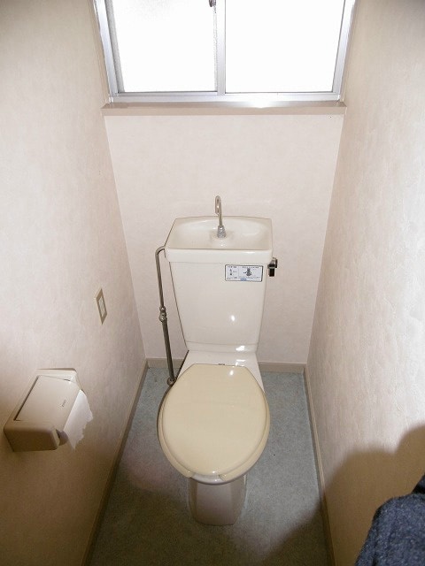 ※写真は別号室です（参考） ハウス深山