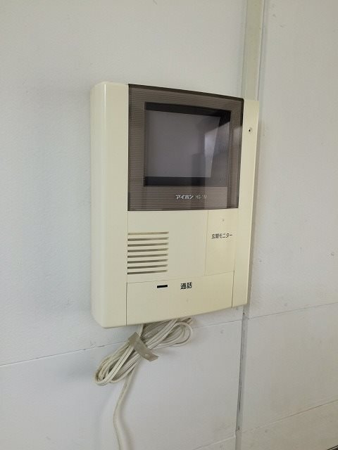 写真は201号室です（参考） コーポラスマツシタ