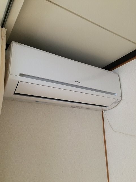 写真は201号室です（参考） コーポラスマツシタ