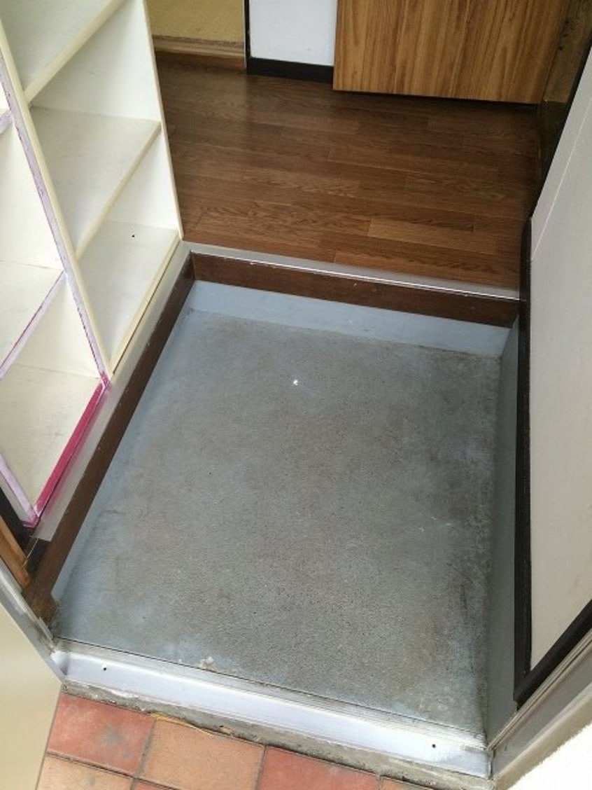 写真は201号室です（参考） コーポラスマツシタ