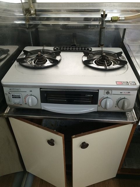 写真は201号室です（参考） コーポラスマツシタ