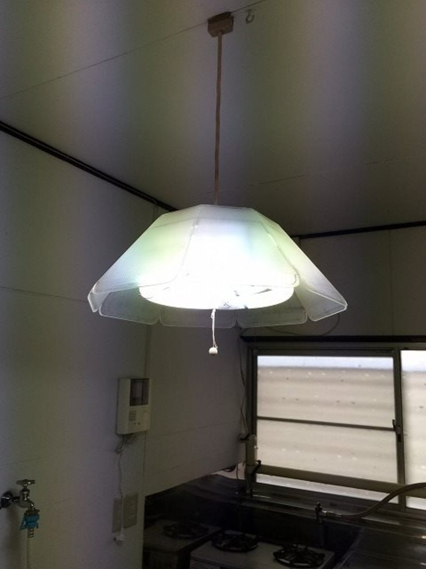 写真は201号室です（参考） コーポラスマツシタ