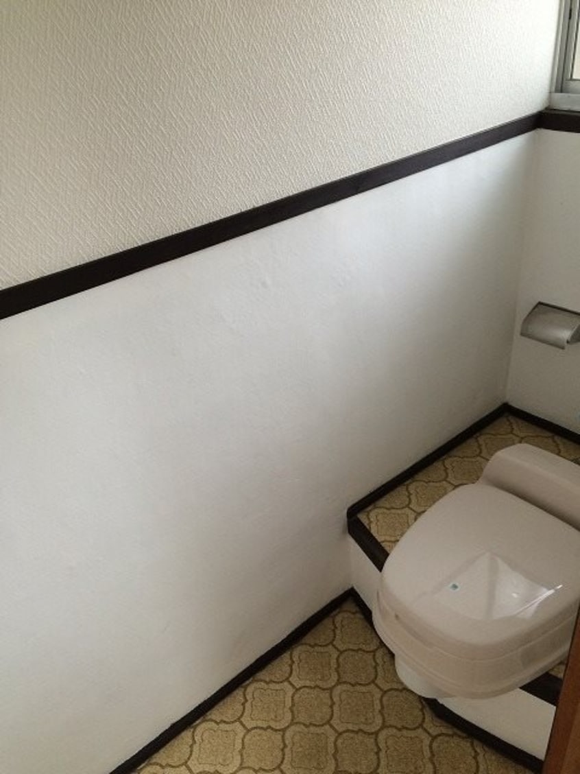 写真は201号室です（参考） コーポラスマツシタ