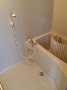 写真は201号室です（参考） コーポラスマツシタ