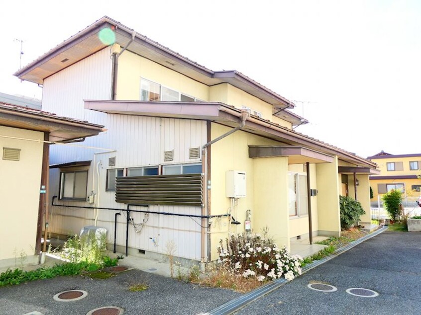  三輪貸家（2階建）