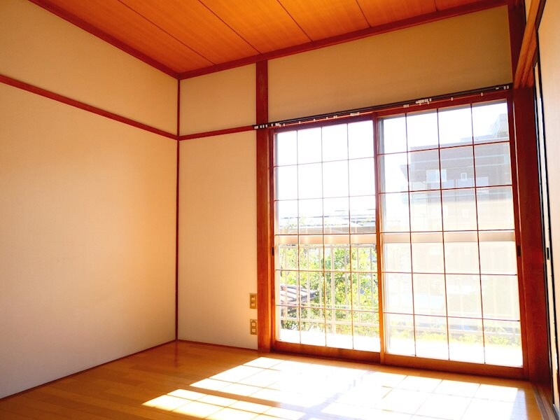  三輪貸家（2階建）