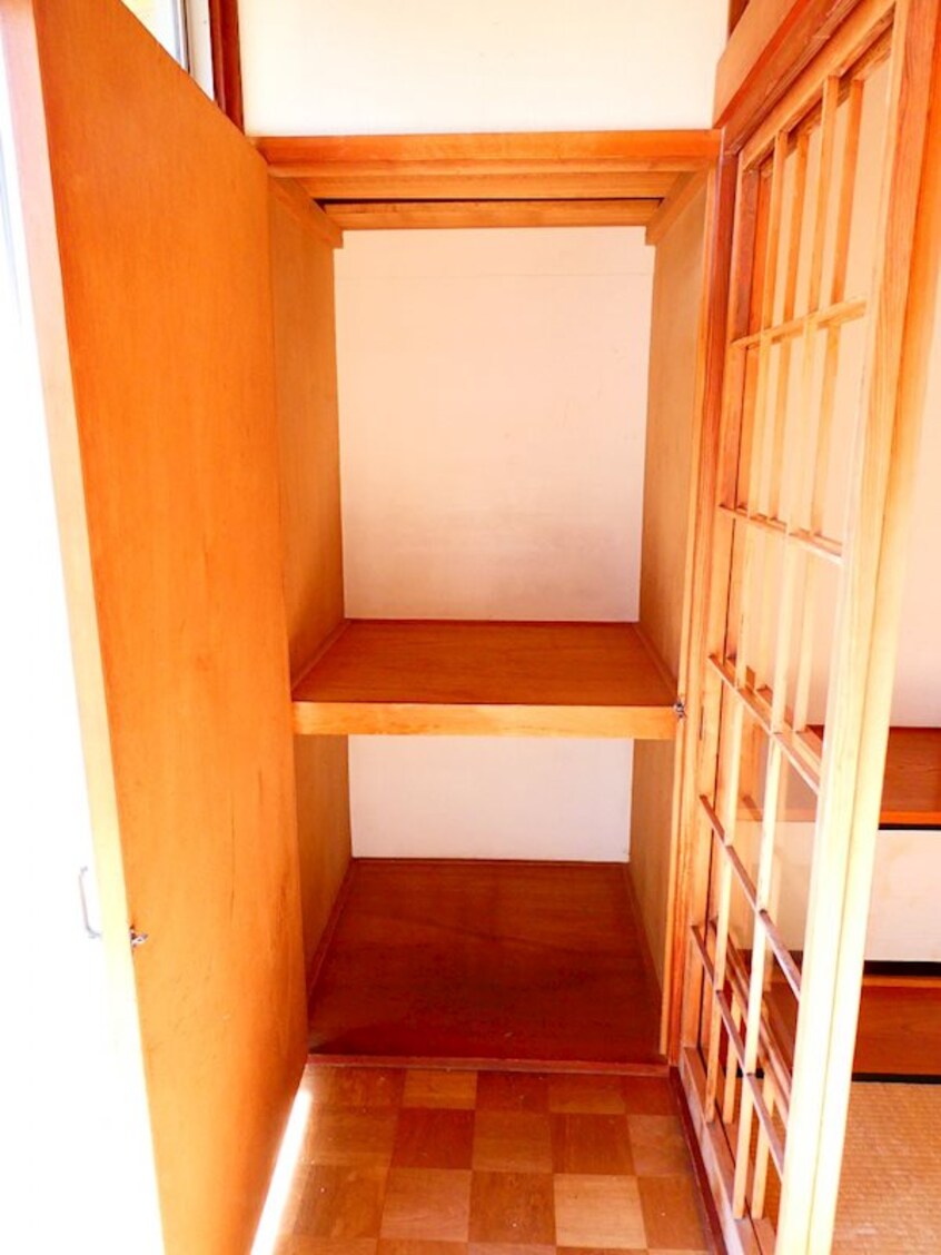  三輪貸家（2階建）