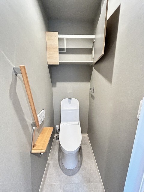 写真は303号室です（参考） シャーメゾン柊