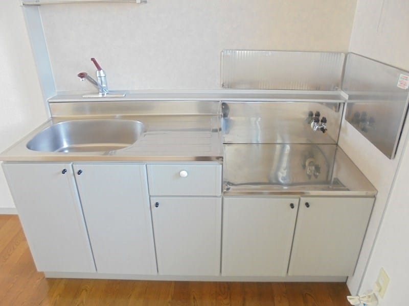 写真は202号室です。（参考） ウインディア村田