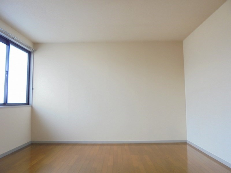 写真は202号室です。（参考） ウインディア村田