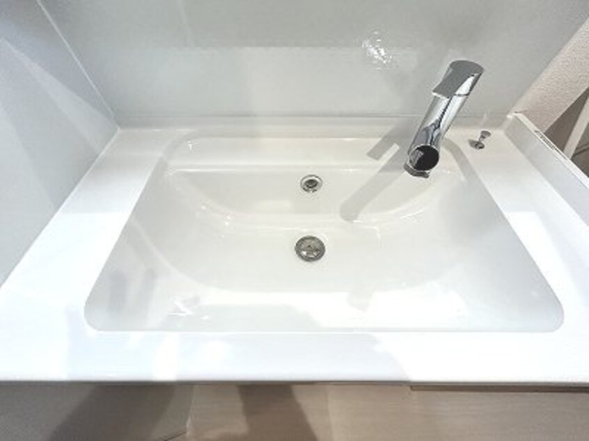 ※写真は101号室のものです。（参考） Glicina