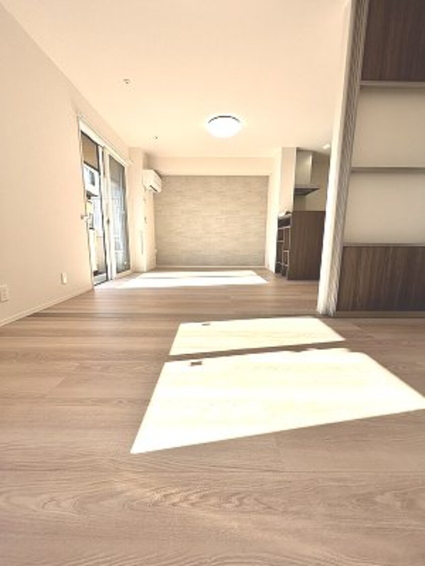 ※写真は101号室のものです。（参考） Glicina