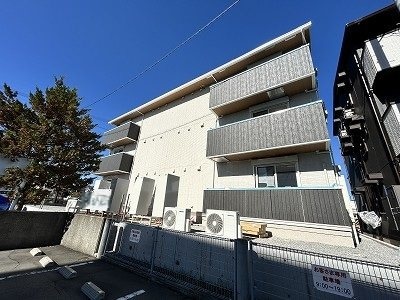  トリシア東和田　W棟